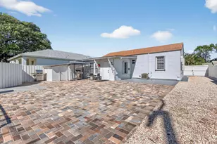 836 Ridgewood Dr, West Palm Beach, FL 33405 - Photo 23