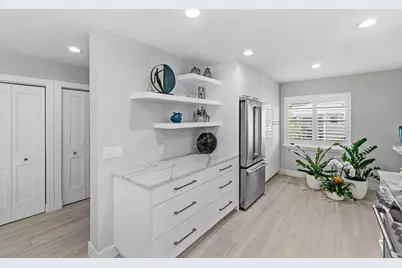 49 Eastgate Drive #B, Boynton Beach, FL 33436 - Photo 5