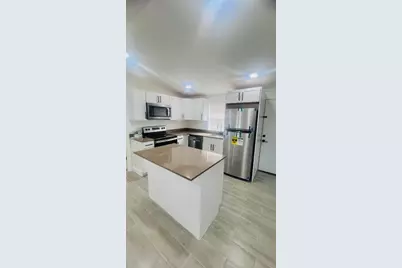 2360 NW 2nd Street Street, Pompano Beach, FL 33069 - Photo 3