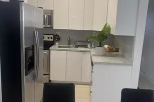 299 SW 7th St, Boca Raton, FL 33432 - Photo 3