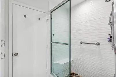 71 Windsor Circle, Boynton Beach, FL 33436 - Photo 15