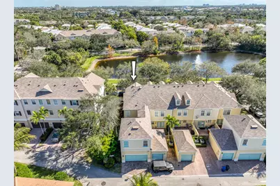 120 W Thatch Palm Circle, Jupiter, FL 33458 - Photo 1