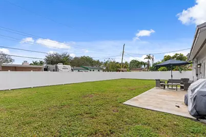 1730 SW 65th Avenue, North Lauderdale, FL 33068 - Photo 17