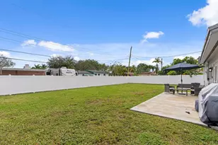 1730 SW 65th Ave, North Lauderdale, FL 33068 - Photo 17
