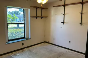 316 NW Hogan St, Port Saint Lucie, FL 34983 - Photo 5