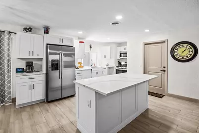 907 Antigua Avenue, Fort Pierce, FL 34982 - Photo 11