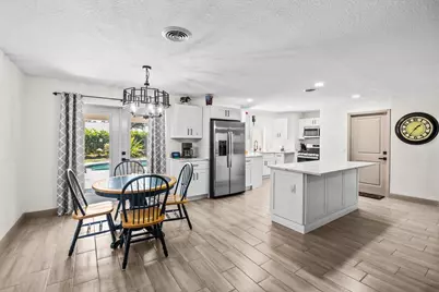 907 Antigua Avenue, Fort Pierce, FL 34982 - Photo 9