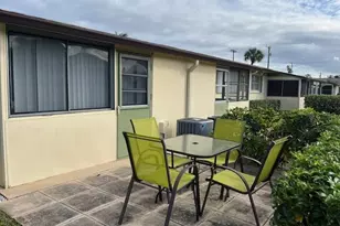 2895 Crosley Dr W, West Palm Beach, FL 33415 - Photo 17