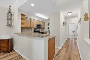 2022 Alta Meadows Ln, Delray Beach, FL 33444 - Photo 9