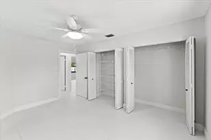 20221 NW 8th St, Pembroke Pines, FL 33029 - Photo 15