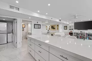 5280 N Ocean Dr, Riviera Beach, FL 33404 - Photo 7