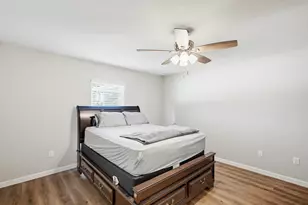 521 NW Colonial St, Port Saint Lucie, FL 34983 - Photo 19