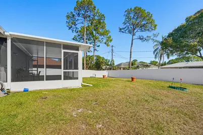 521 NW Colonial Street, Port Saint Lucie, FL 34983 - Photo 31