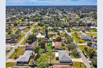 521 NW Colonial Street, Port Saint Lucie, FL 34983 - Photo 47