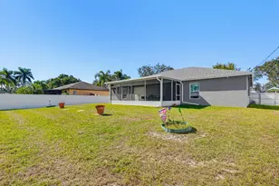 521 NW Colonial St, Port Saint Lucie, FL 34983 - Photo 27