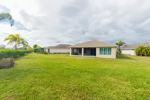 10178 SW Fernwood Ave, Port Saint Lucie, FL 34987 - Photo 19
