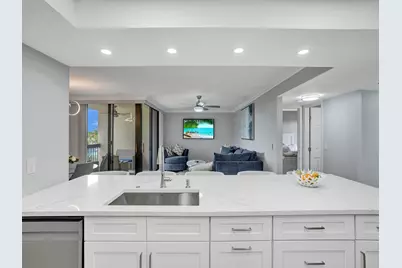 955 Egret Circle #405, Delray Beach, FL 33444 - Photo 7