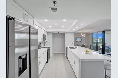 955 Egret Circle #405, Delray Beach, FL 33444 - Photo 3