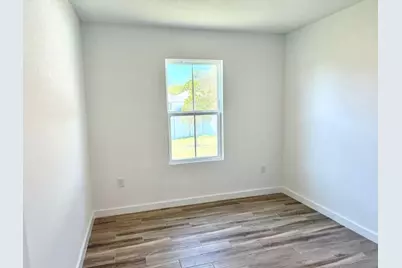 1689 SW Abingdon Avenue, Port Saint Lucie, FL 34953 - Photo 19