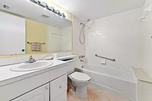 1106 Green Pine Blvd, West Palm Beach, FL 33409 - Photo 13