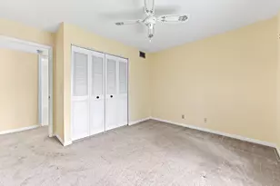 1106 Green Pine Blvd, West Palm Beach, FL 33409 - Photo 15