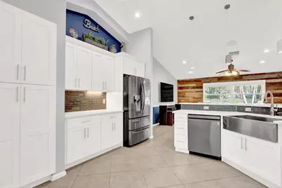 15593 96th Lane N, The Acreage, FL 33412 - Photo 11