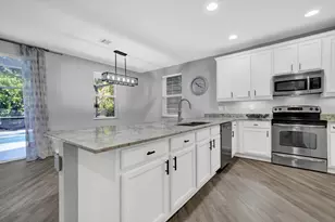 6143 SE Crooked Oak Ave, Hobe Sound, FL 33455 - Photo 11