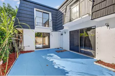 176 Woodland Road, Lake Worth Beach, FL 33461 - Photo 1