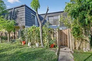 176 Woodland Rd, Palm Springs, FL 33461 - Photo 3