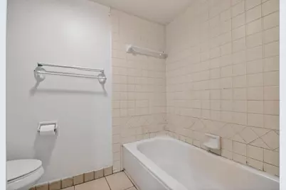 176 Woodland Road, Palm Springs, FL 33461 - Photo 31