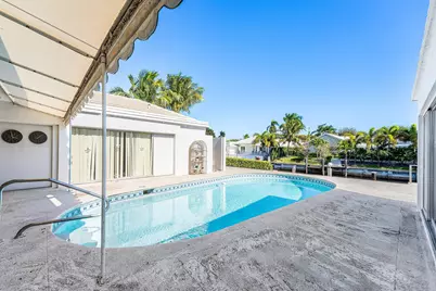 950 SW Mulberry Way, Boca Raton, FL 33486 - Photo 13
