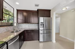 5845 Fox Hollow Dr, Boca Raton, FL 33486 - Photo 7