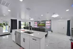 2404 Dade Rd, Fort Pierce, FL 34982 - Photo 9