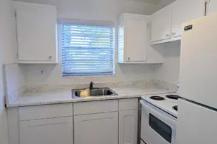 [Address not provided], West Palm Beach, FL 33417 - Photo 3