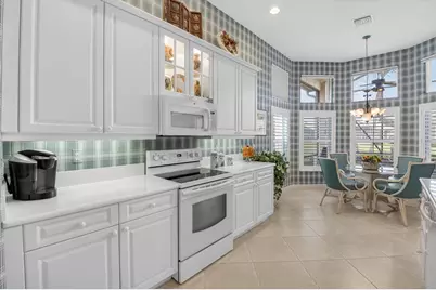 7237 Morocca Lake Drive, Delray Beach, FL 33446 - Photo 17