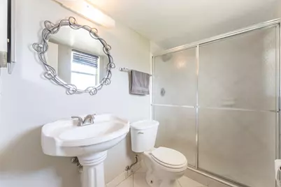 720 N Dixie Highway #603, Lantana, FL 33462 - Photo 11