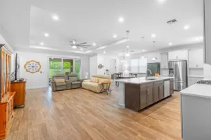 12151 SW Ameresque Wy, Port Saint Lucie, FL 34987 - Photo 9