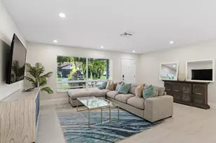 440 NE 38th St, Boca Raton, FL 33431 - Photo 3