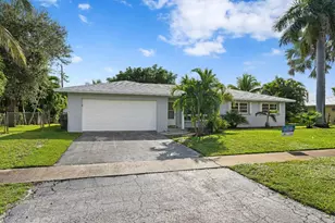 440 NE 38th St, Boca Raton, FL 33431 - Photo 19