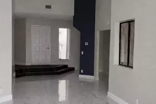 5761 Strawberry Lakes Cir, Lake Worth, FL 33463 - Photo 3