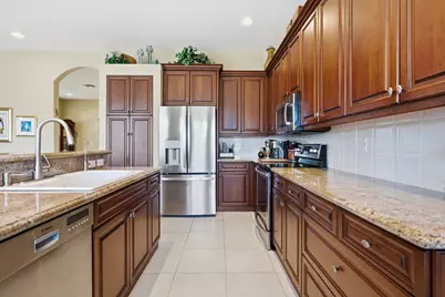 7281 Haviland Circle, Boynton Beach, FL 33437 - Photo 13