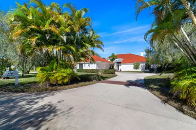 3000 Conifer Drive, Fort Pierce, FL 34951 - Photo 9