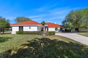 3000 Conifer Dr, Fort Pierce, FL 34951 - Photo 5