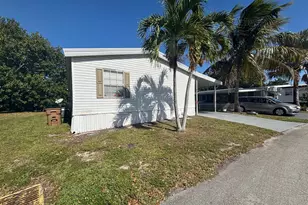 403 NW 50th Ct Lot 1415, Deerfield Beach, FL 33064 - Photo 3