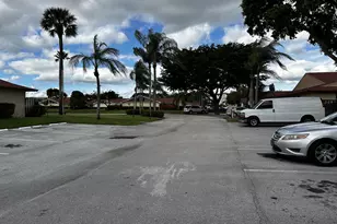 4326 Woodstock Dr, West Palm Beach, FL 33409 - Photo 7