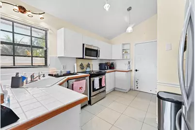 8078 Popash Court, Boynton Beach, FL 33472 - Photo 11