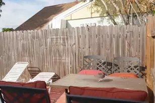 1301 SE Mohave St, Port Saint Lucie, FL 34952 - Photo 5