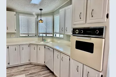 8203 Cinnamon Lane, Port Saint Lucie, FL 34952 - Photo 3