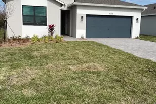 6000 SE Sky Blue Cir, Stuart, FL 34997 - Photo 1