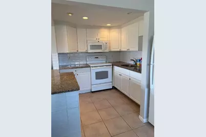 128 Norwich F, West Palm Beach, FL 33417 - Photo 5